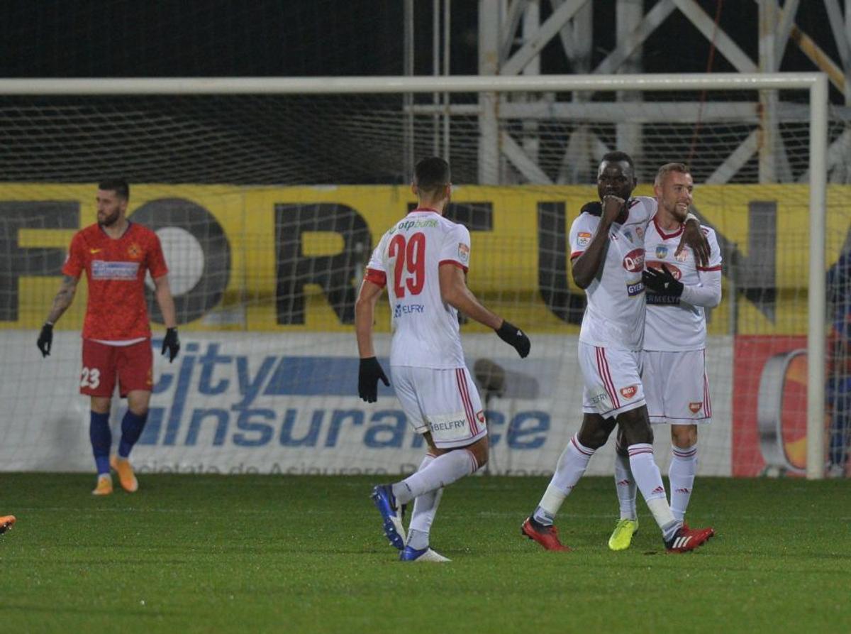 Toni Petrea a anunțat de ce jucător are nevoie pentru a lua titlul: „Acolo am avea o problemă”