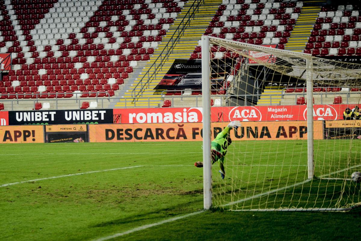 Laszlo Balint, întrebat despre plecare, după UTA - Astra 0-6 » Eugen Neagoe i-a cerut scuze unui fotbalist