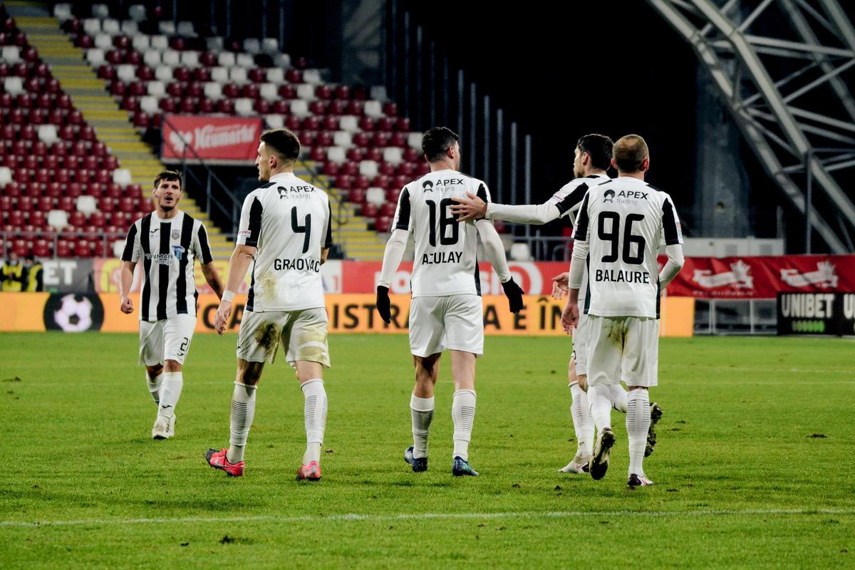 UTA - Astra Giurgiu 0-6. Giurgiuvenii au reușit scorul campionatului la Arad!