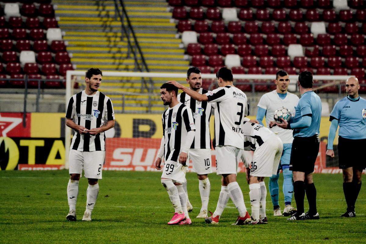 Laszlo Balint, întrebat despre plecare, după UTA - Astra 0-6 » Eugen Neagoe i-a cerut scuze unui fotbalist