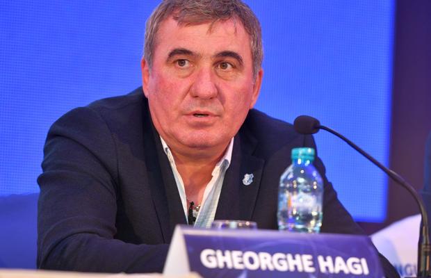 Rețeta succesului, varianta Gică Hagi: „Nu mi-ați citit cartea? E un concept foarte clar, se cheamă «Read the game!». Noi facem un fotbal bazat pe cei trei «P»”