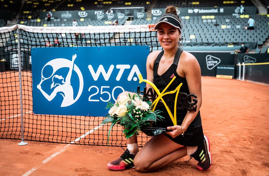 Gabriela Ruse la primul său titlu WTA din carieră// FOTO: Alexander Scheuber Simona Halep a încheiat anul fără să ia vreun titlu! E pentru prima dată din 2013 încoace! + Cele două românce care apar pe lista învingătoarelor