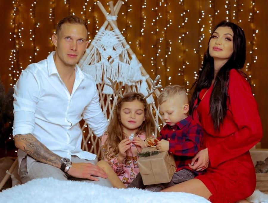 Familia Droppa consideră România o a doua casă, după Cehia natală. Ar putea sta mai mulți ani aici// FOTO: Facebook Foarte apreciat de specialiști, Lukas Droppa de la FC Voluntari se destăinuie Gazetei: „Viața mea e ca la Monopoly” + Ce spune despre viața în România și ce investiție a făcut aici