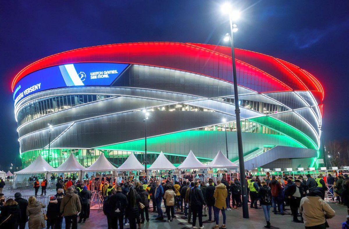 Vecinii au OZN » Polivalentă de 220 de milioane de euro inaugurată în Ungaria! Imagini spectaculoase