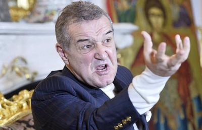 Becali, în dialog cu fostul jucător de la FCSB: „Ai paradit tot! Pe unde ai fost s-au ales praful și pulberea”