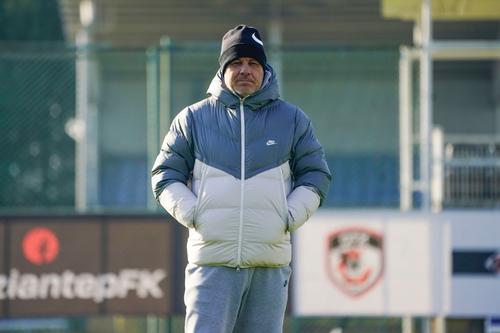 Marius Șumudică are un obiectiv clar până la finele turului // Foto: X Gaziantep
