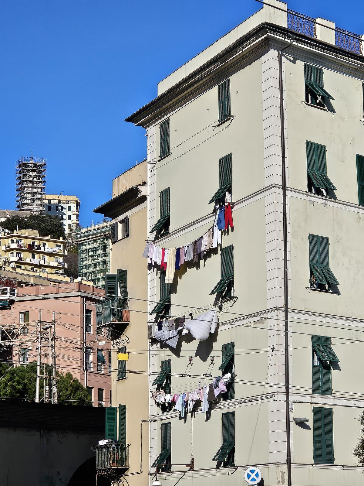 3 detalii din „Genoa mea”, cum a numit-o Dan Șucu » Reporterii Gazetei au luat pulsul orașului: primul impact, real, din stradă, după preluarea clubului italian