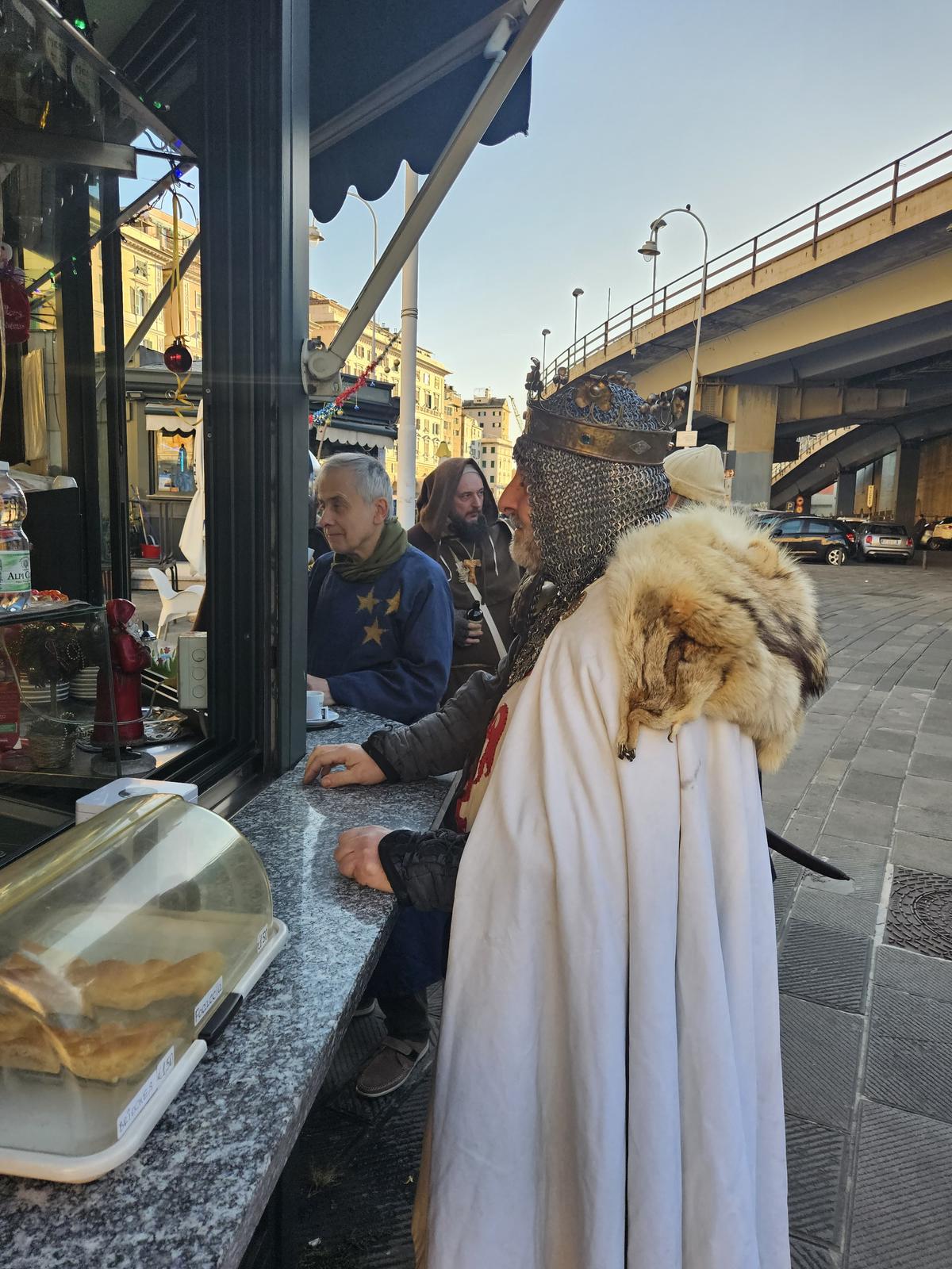 3 detalii din „Genoa mea”, cum a numit-o Dan Șucu » Reporterii Gazetei au luat pulsul orașului: primul impact, real, din stradă, după preluarea clubului italian