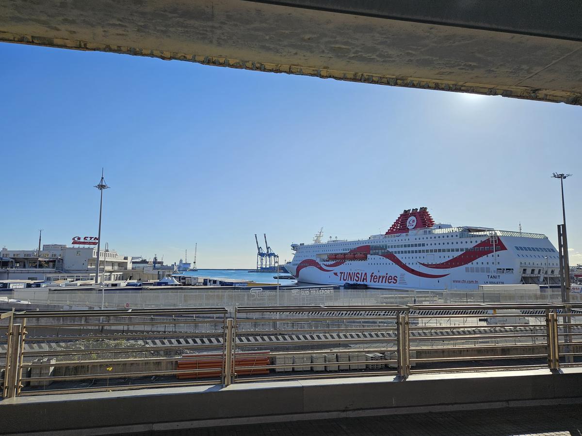 3 detalii din „Genoa mea”, cum a numit-o Dan Șucu » Reporterii Gazetei au luat pulsul orașului: primul impact, real, din stradă, după preluarea clubului italian