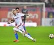 Valentin Crețu vs Claudiu Petrila în FCSB - Rapid, etapa #21 // foto: Cristi Preda (GSP)