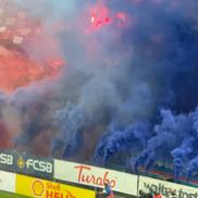 Atmosfera la FCSB - Rapid + Scenografia celor din Peluza Nord a roș-albaștrilor/ foto: GSP