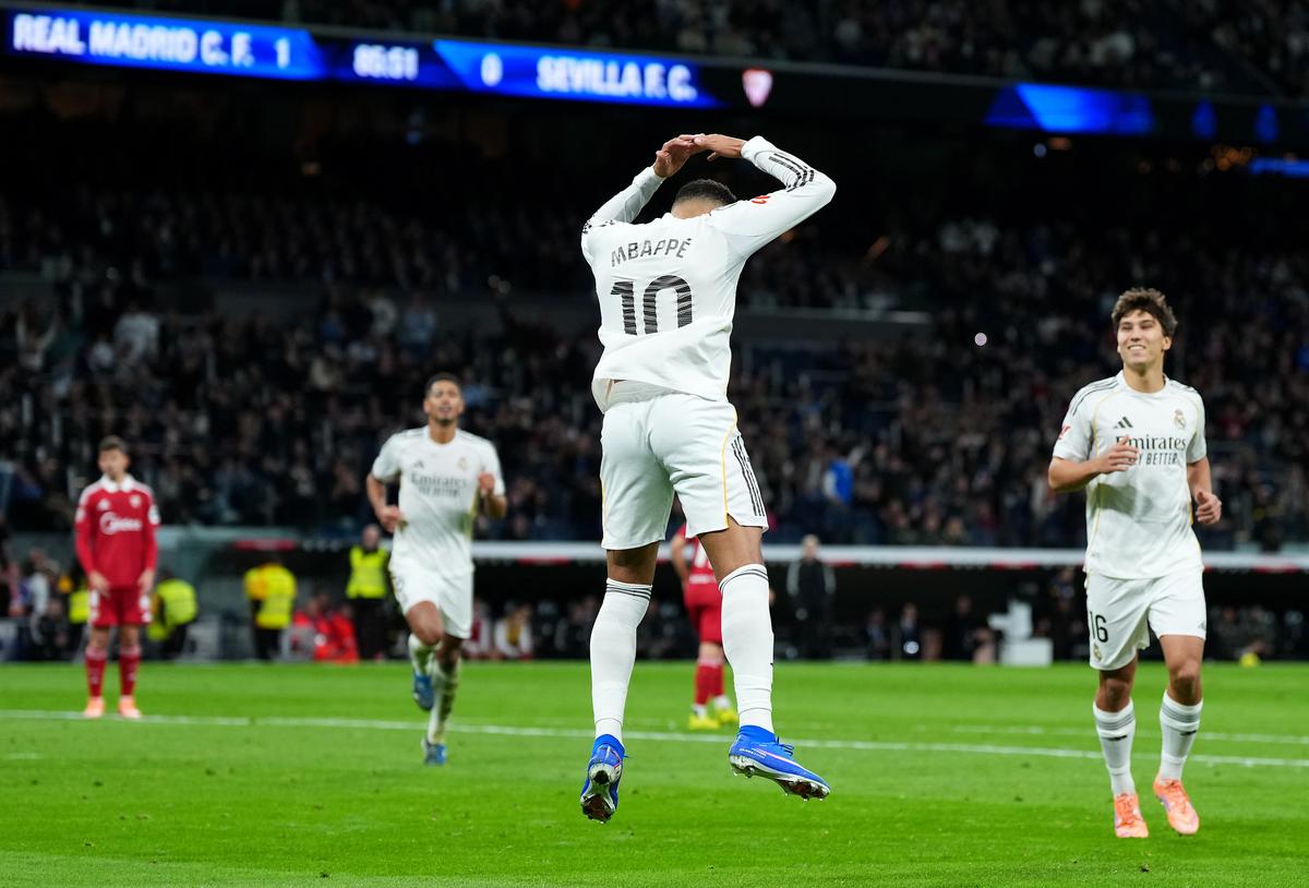 Fluierat pe „Bernabeu”, Vinicius a răspuns după meci. Ce a putut să facă și cum a reacționat Xabi Alonso