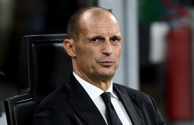 Milan continuă să surprindă » Allegri se interesează de doi jucători puși pe liber de echipele lor!