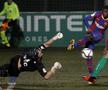 Ce cadou a primit de la catalani portarul de liga a treia care a apărat două penalty-uri cu Barcelona