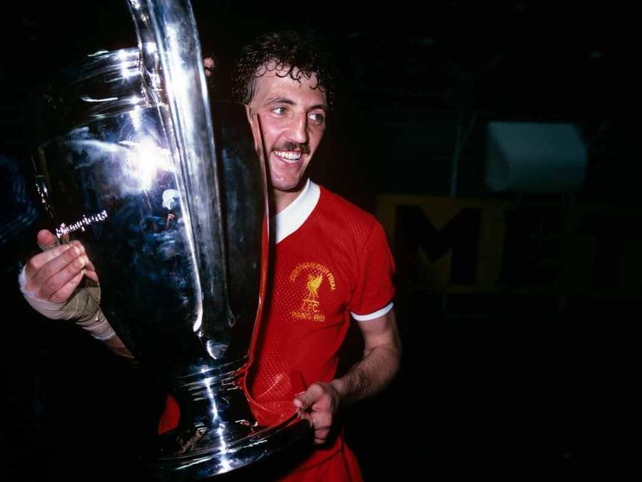 Alan Kennedy Mesaj pentru fanii dinamoviști de la un jucător legendar al lui Liverpool: „Știu că treceți printr-o perioadă grea”