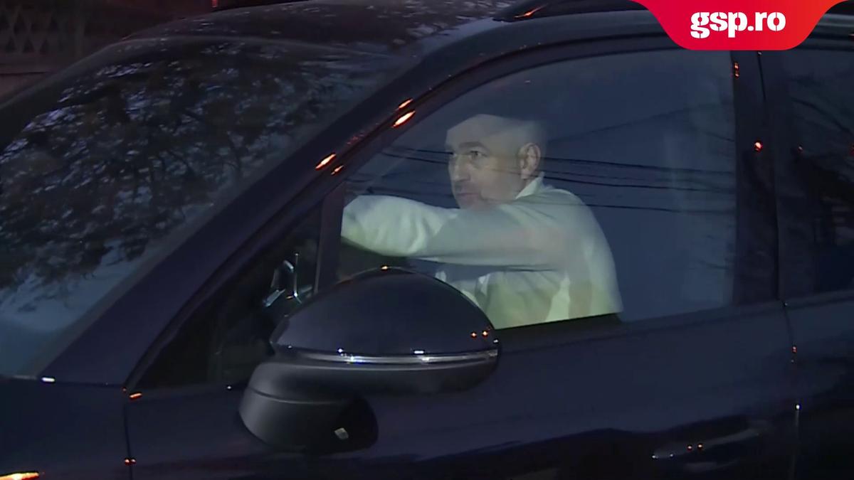 Iordănescu a negociat preluarea naționalei, la sediul FRF: „Sunt șanse foarte mari, îmi doresc foarte mult!”. Când se va finaliza discuția