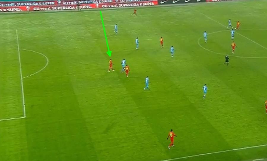 Tavi Popescu, indicat cu săgeata / FOTO: Captură TV @Orange Sport 1 FCSB s-a răzbunat pe Rednic și „rupe” complet clasamentul! Prestație colosală a lui Darius Olaru » Clasamentul ACUM
