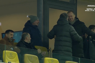 Îl recunoști? Apariție surprinzătoare în lojele Arenei Naționale, la FCSB - UTA » A stat lângă antrenorul lui Dinamo