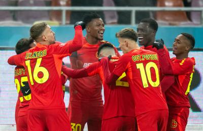 „FCSB nu mai are contracandidate la titlu” » Fostul antrenor al roș-albaștrilor a dat verdictul