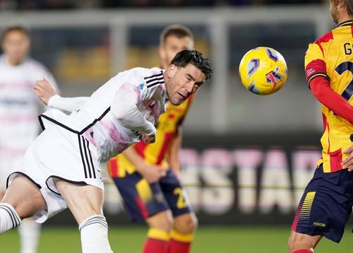 Dusan Vlahovic e al doilea în topul marcatorilor Seriei A, la 8 goluri distanță de Lautaro Martinez // Foto; Imago