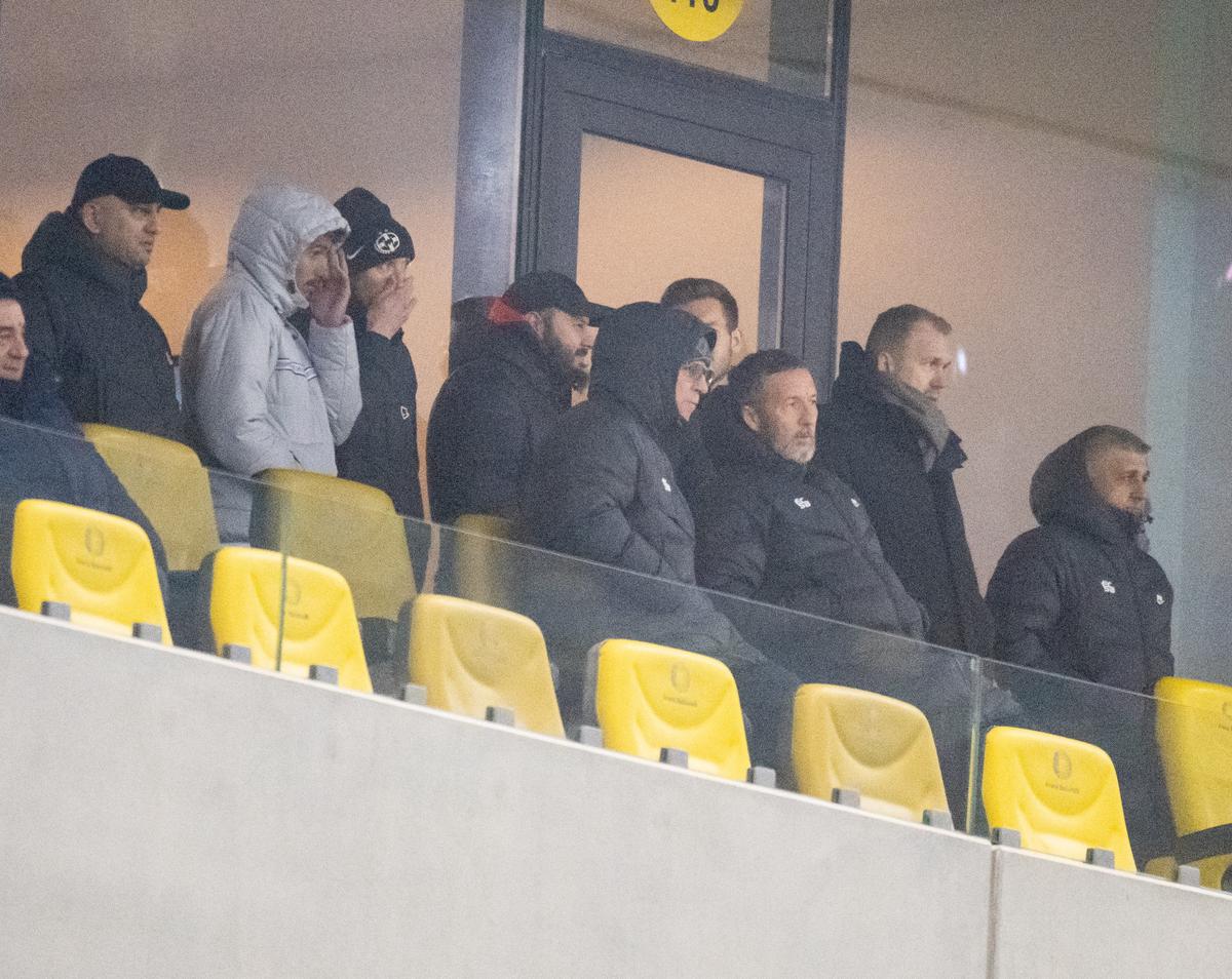 Mircea Rednic l-a dat afară după doar 27 de minute în Superligă! A avut probleme la inimă?