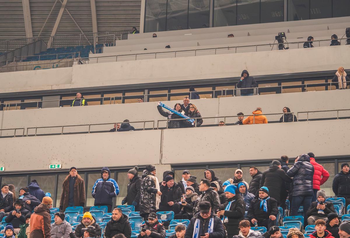 Matei Preda, puștiul din Pitești care a fotografiat la meciul Craiova - Dinamo