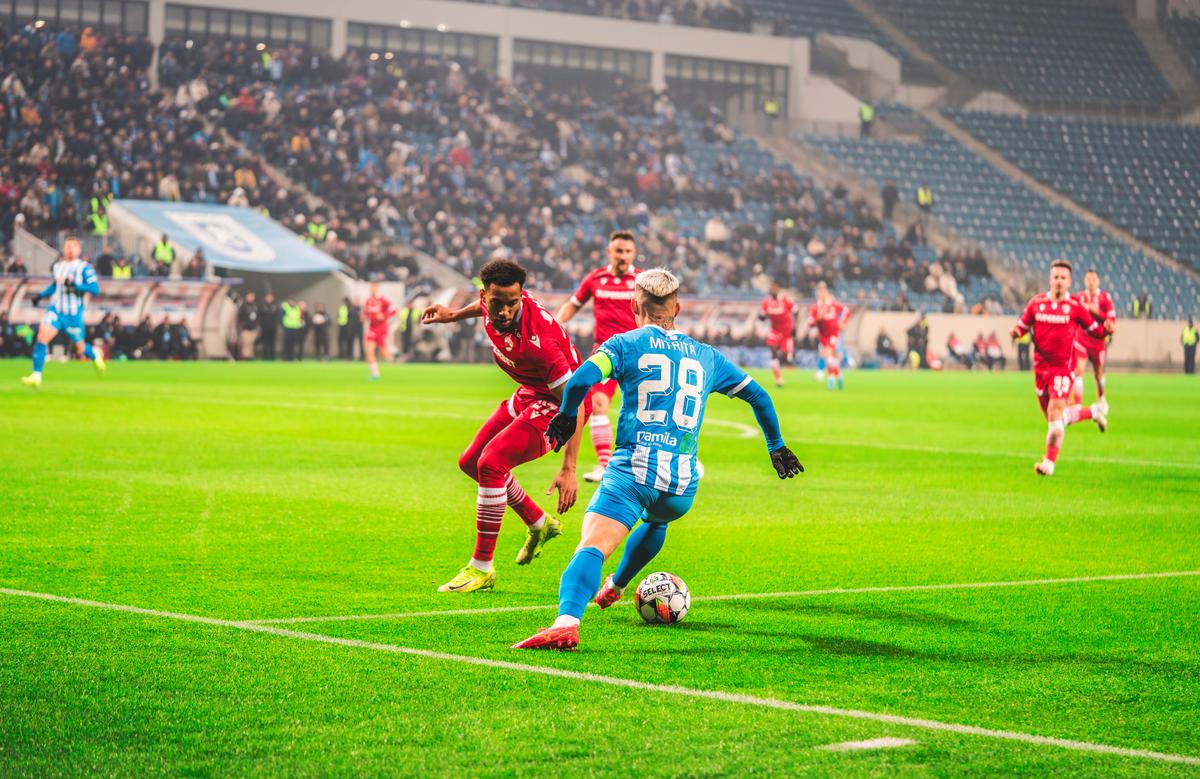 Matei Preda, puștiul din Pitești care a fotografiat la meciul Craiova - Dinamo