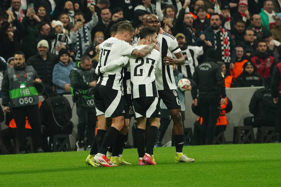 Ole Gunnar Solskjaer a zdrobit-o pe Athletic Bilbao la debutul pe banca lui Beșiktaș Debut perfect pentru Ole Gunnar Solskjaer în Europa League! » A „zdrobit-o” pe Bilbao și este la un pas de calificare