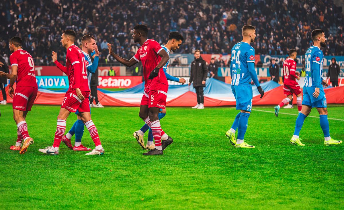 Matei Preda, puștiul din Pitești care a fotografiat la meciul Craiova - Dinamo