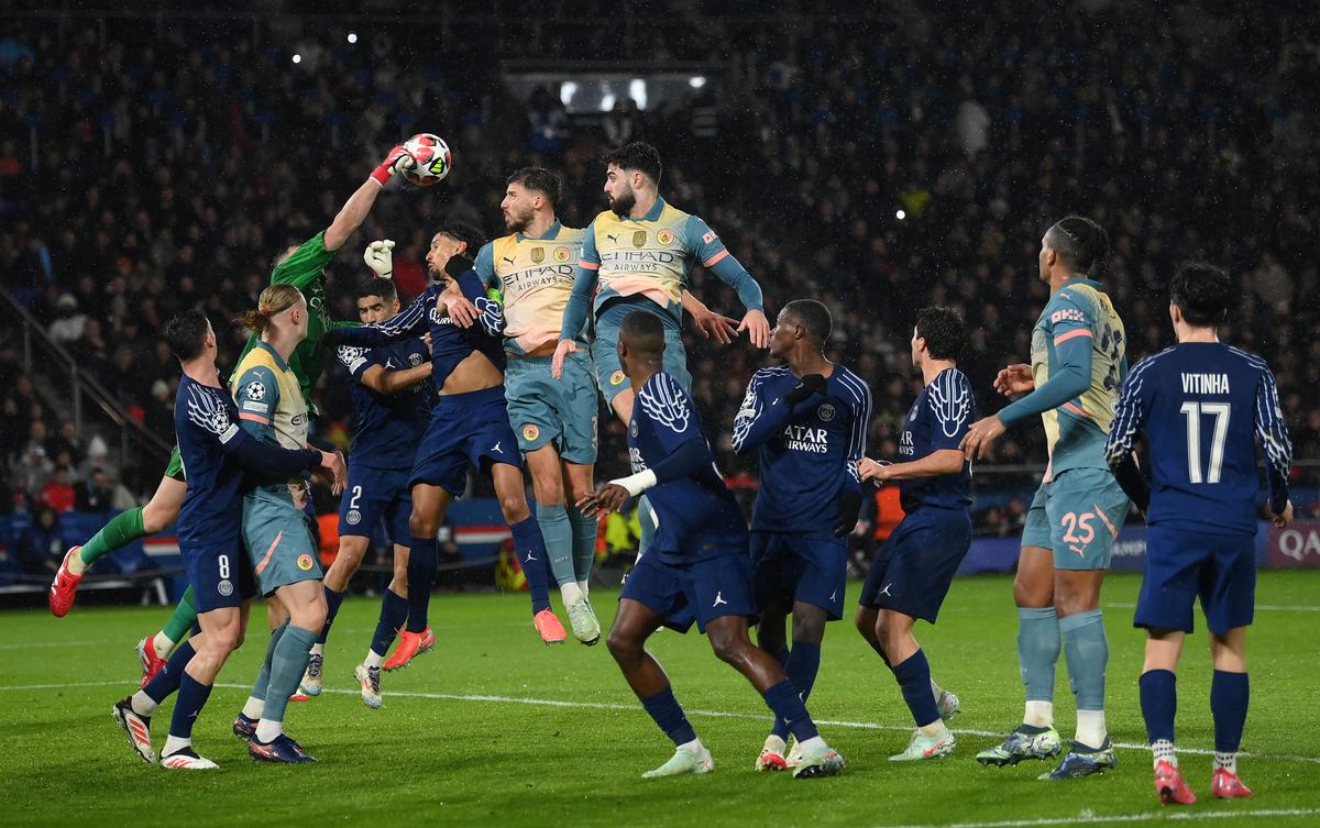 REMONTADA de milioane în PSG - Manchester City » 6 goluri în repriza secundă! Englezii, OUT din top 24: clasament de necrezut în Liga Campionilor