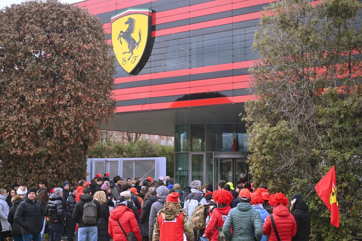 „Toți avem un termen de valabilitate” » Lewis Hamilton, replică-manifest pentru directorul Mercedes: „Să nu mă comparați niciodată! Nu am nevastă, nu am copii”