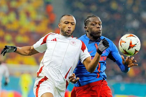 Joyskim Dawa, în dreapta // foto: Imago Images