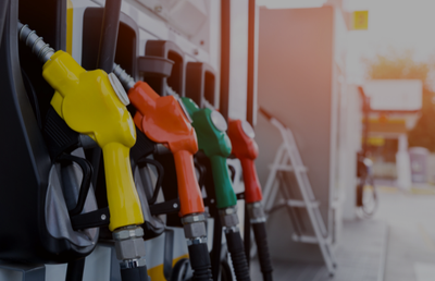 Diferențe Între Închirierea Mașinilor Diesel și Benzină: Ce Alegi?