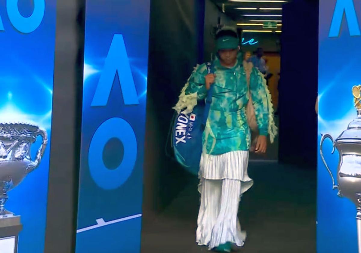 Cum a venit Naomi Osaka îmbrăcată la meciul cu Sorana Cîrstea
