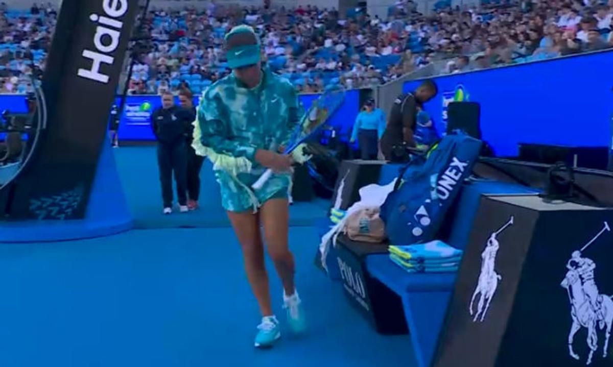 Cum a venit Naomi Osaka îmbrăcată la meciul cu Sorana Cîrstea