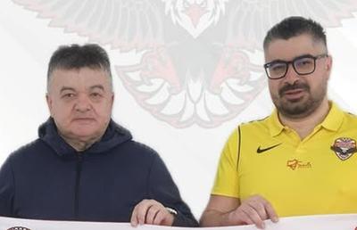 Numire ciudată în Liga 2! Echipa e pe marginea prăpastiei, dar a adus un antrenor străin care n-a mai activat din 2022