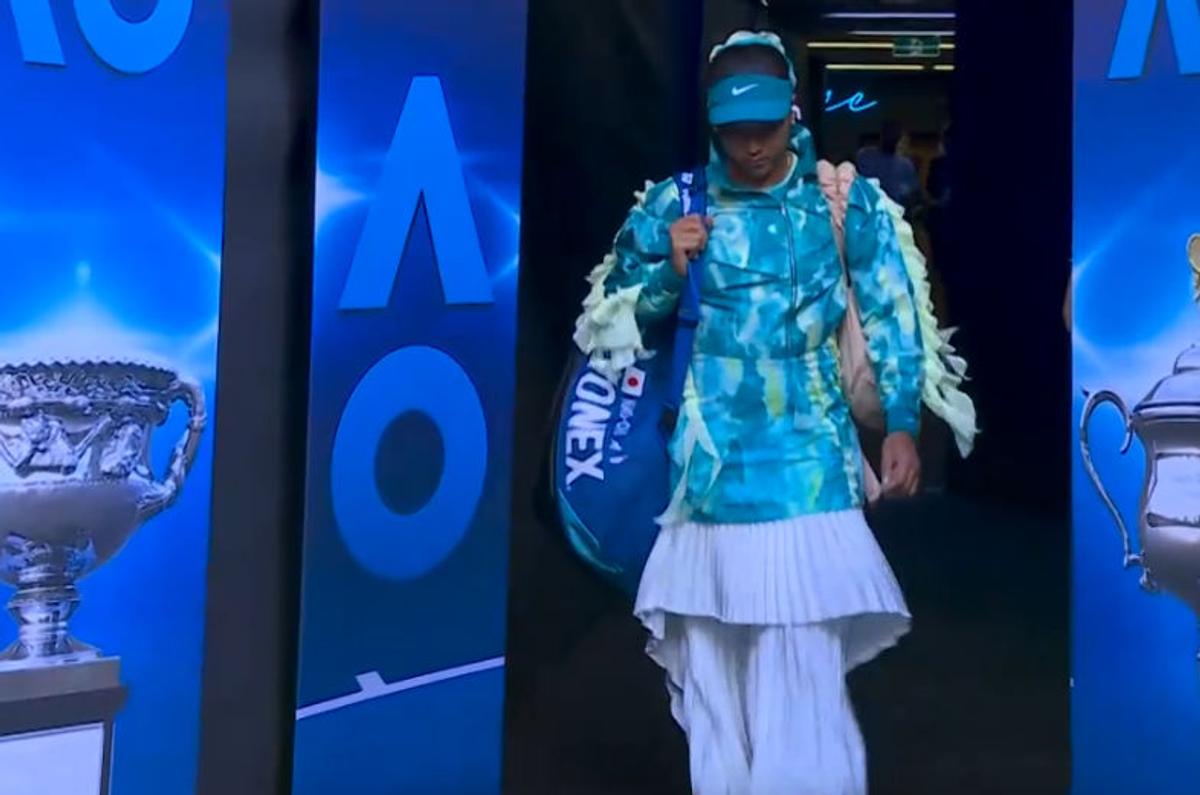 Cum a venit Naomi Osaka îmbrăcată la meciul cu Sorana Cîrstea