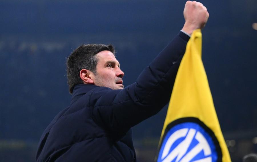 Cristi Chivu, antrenorul liderului din Serie A / Foto: X Inter Cristi Chivu, o nouă conferință altfel: „Joi seara am adormit și fiica mea m-a trezit. M-am speriat, am crezut că...”