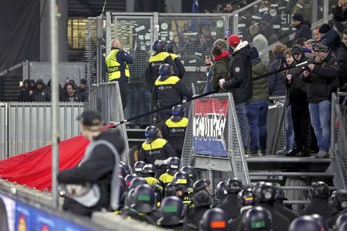Probleme la Utrecht - Genk
