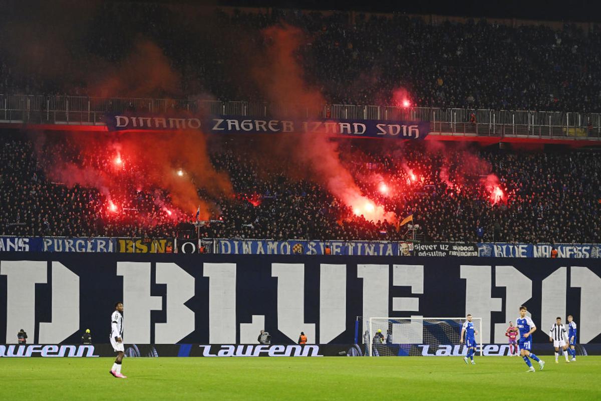 „Bad Blue Boys”, banner imens în peluza lui Dinamo Zagreb