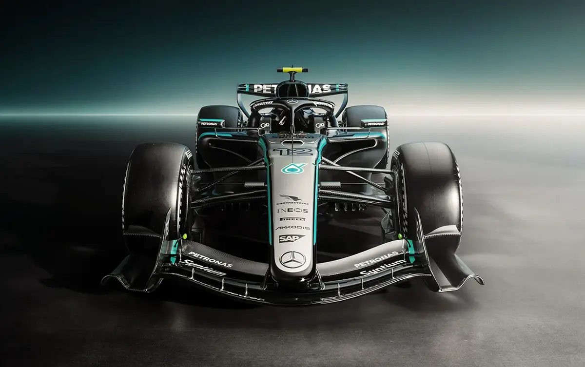 Mercedes și-a prezentat monopostul pentru 2026 » Cum arată mașina cu care „Săgețile Argintii” speră să cucerească un nou titlu
