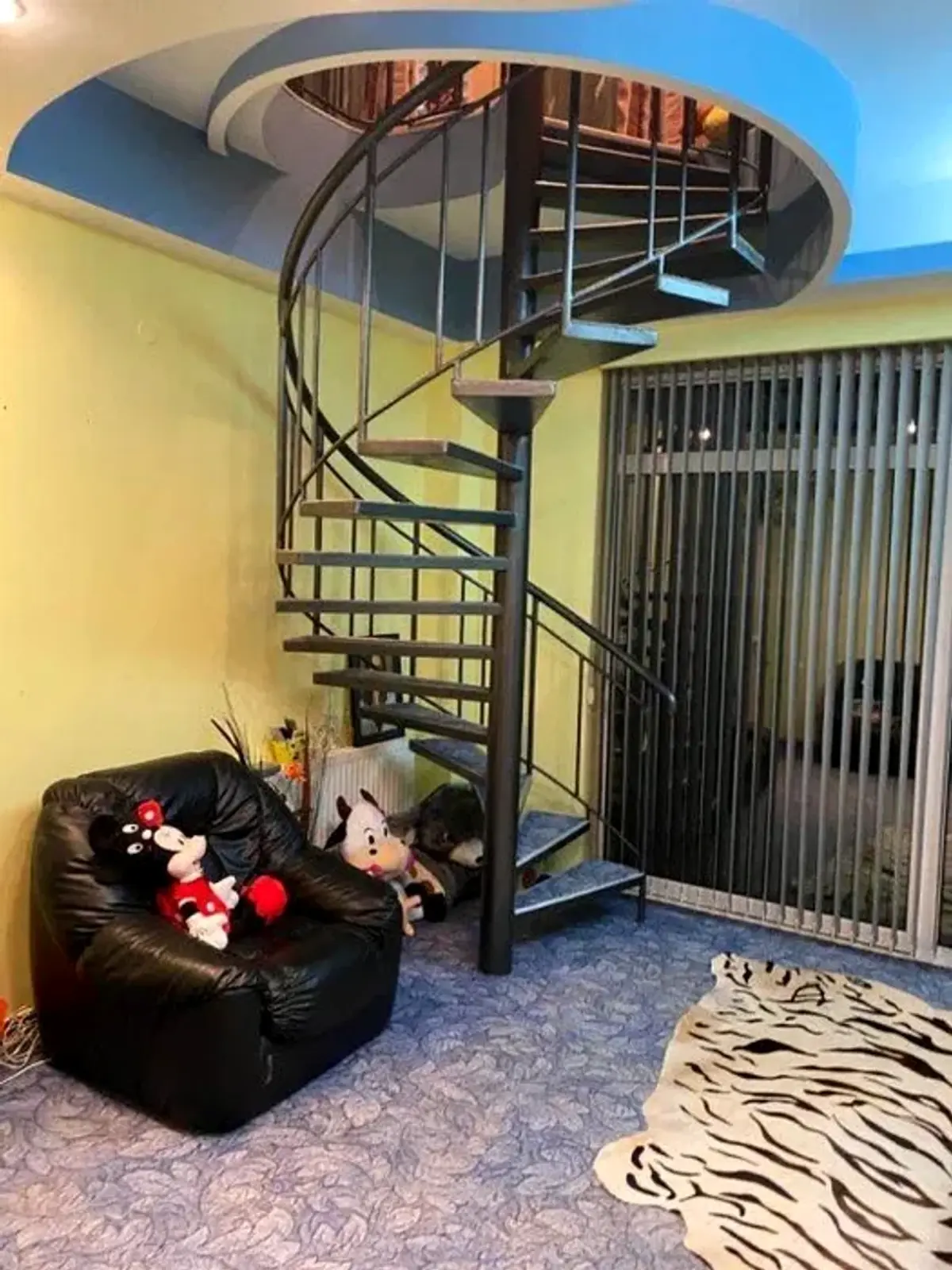 Titi Aur și-a scos la vânzare vila de 800.000 de euro: „5 dormitoare, piscină acoperită, saună, grădină” » În ce oraș din România se află