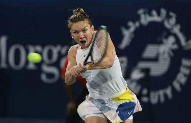 Halep s-a bucurat alături de Toni Iuruc de trofeul de la Dubai