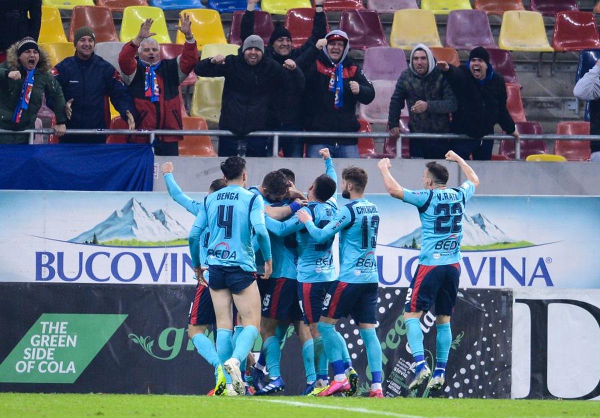 FCSB // Cornel Dinu l-a „mitraliat” pe Andrei Miron, noul transfer al roș-albaștrilor: „Un «bufleiaș»! Are kilograme în plus”