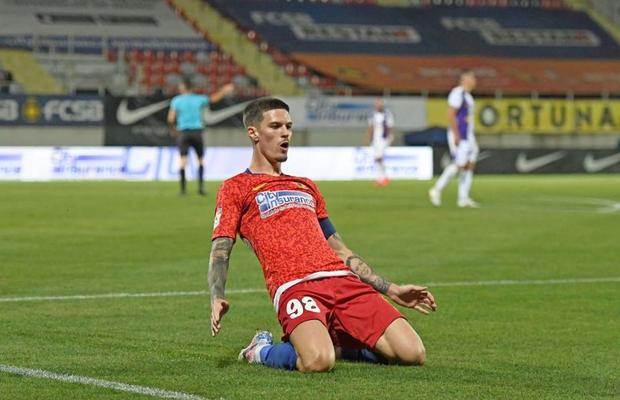Fotbaliștii au decis: Dennis Man, cel mai bun în sezonul 2019-2020! Fostul fotbalist de la FCSB a luat două premii + cum arată cel mai bun „11” din Liga 1
