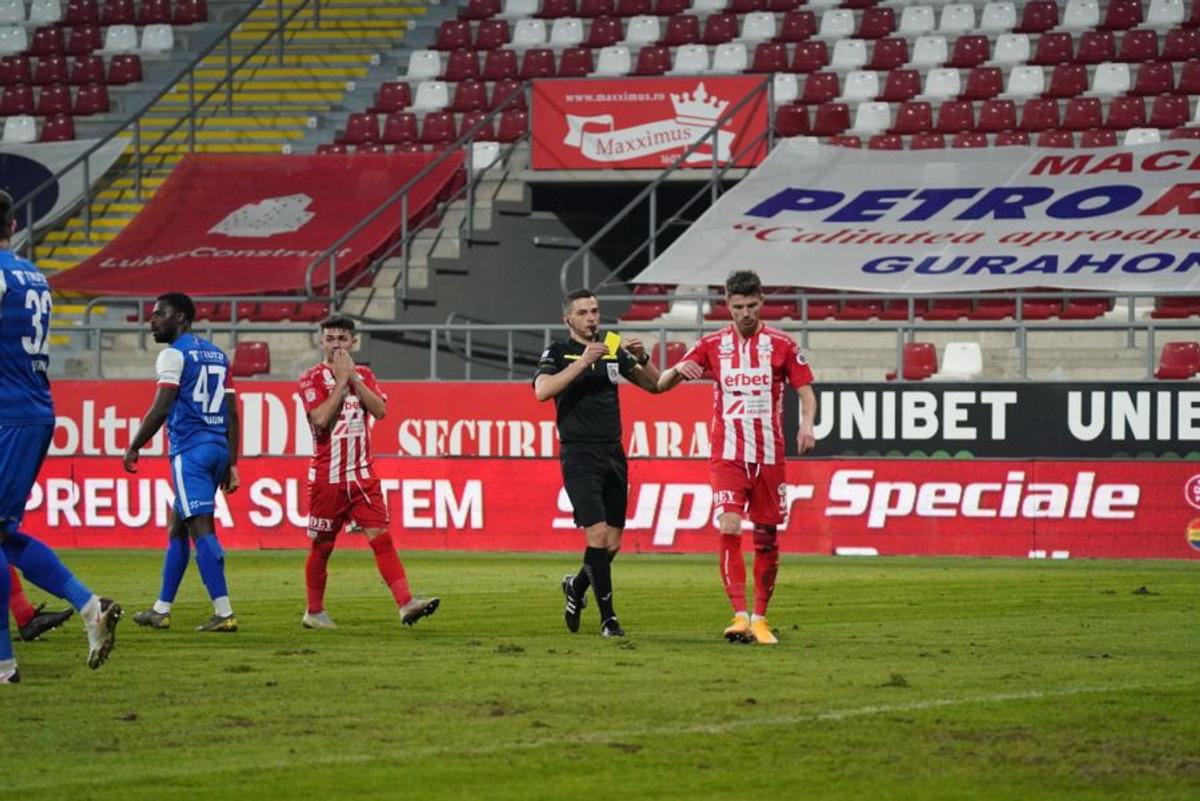 UTA, iertată de un penalty cu FC Botoșani » Verdictul specialistului: „Trebuia sancționat”
