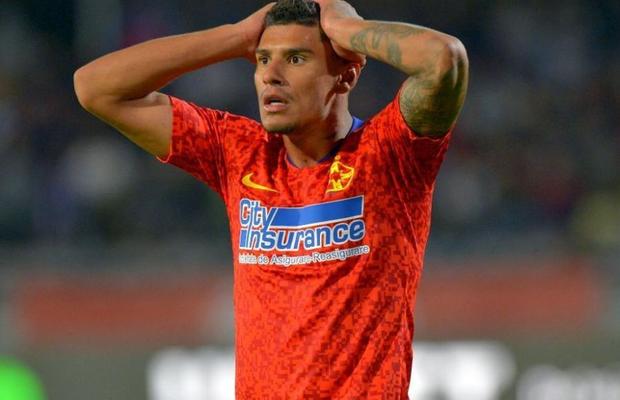 Dosar penal pentru Florinel Coman! Fără permis, vedeta lui FCSB a gonit pe autostradă cu 165 km/h » Reacția lui Gigi Becali