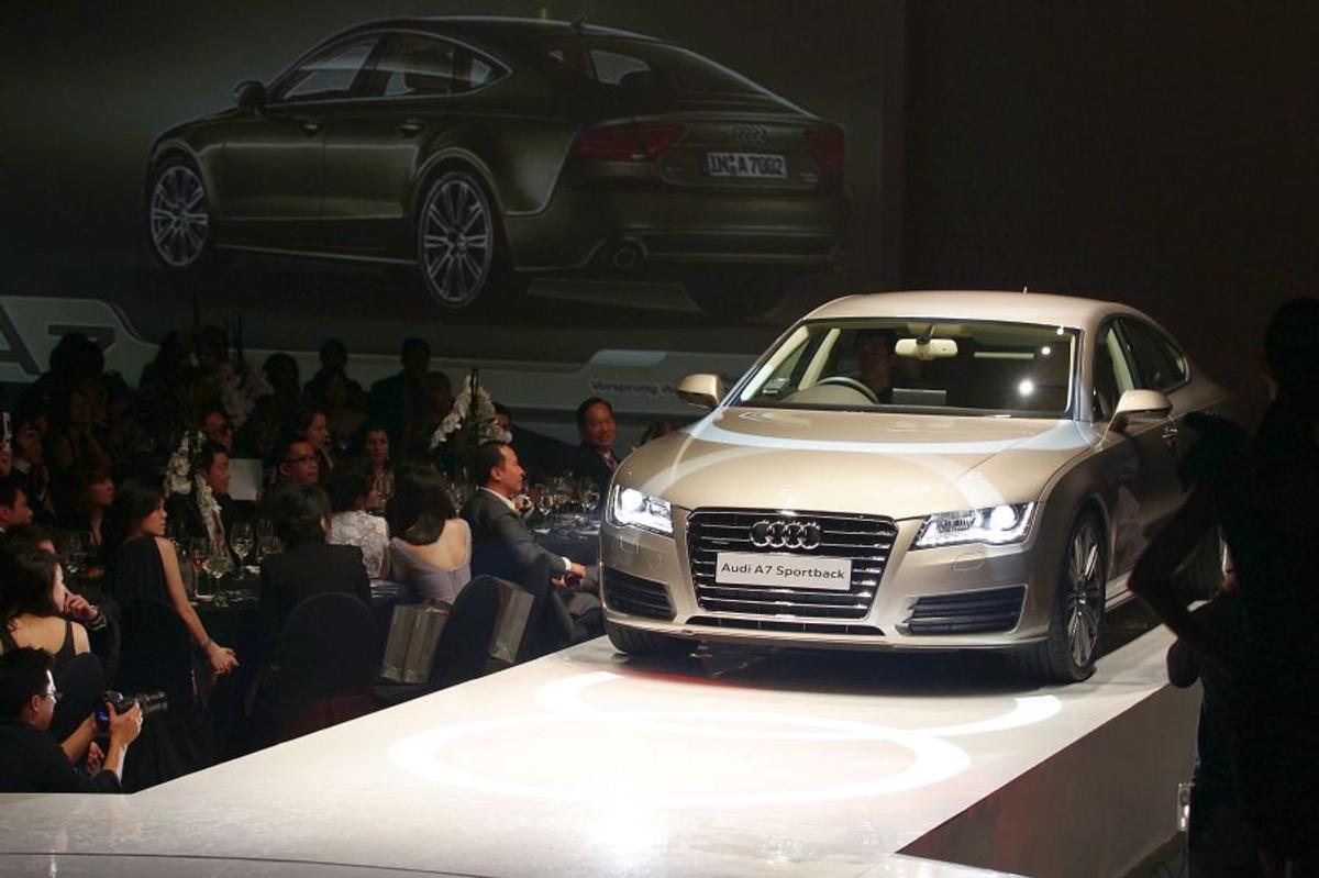 Cum arată bolidul de lux pe care Florinel Coman îl conducea fără permis