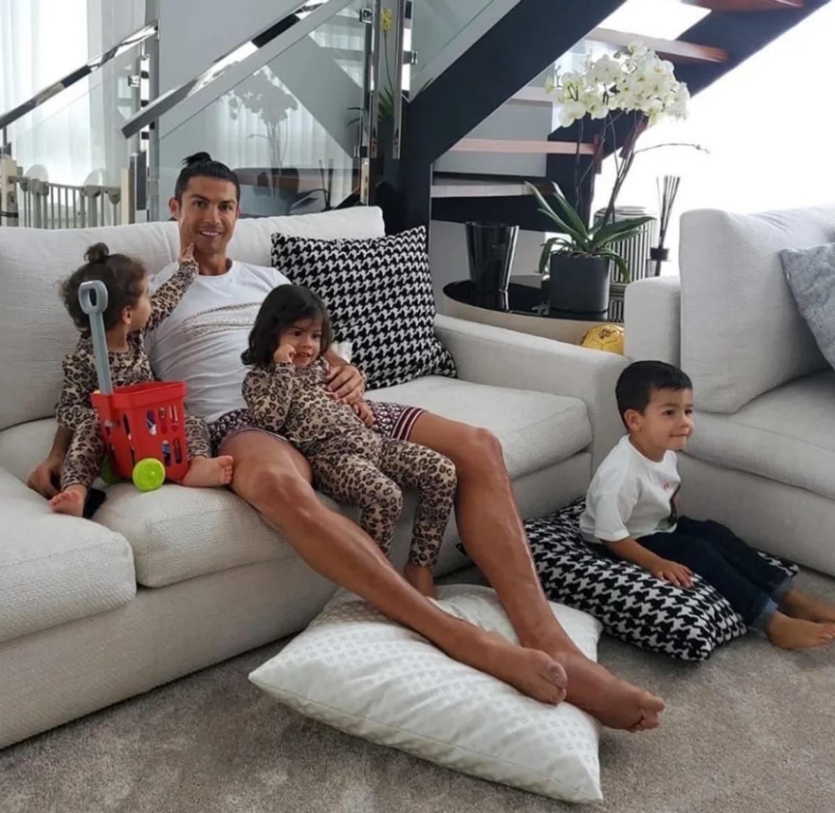 Cum arată casa lui Cristiano Ronaldo din Madeira