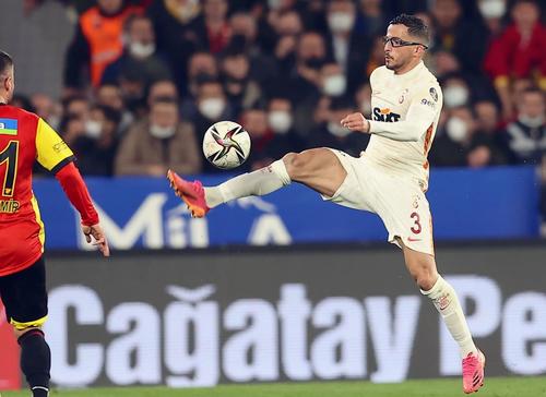 Omar Elabdellaoui// Twitter @PurelyFootball